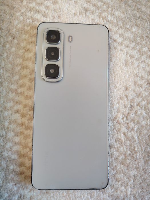 infinix Hot 50  12/256 xotira