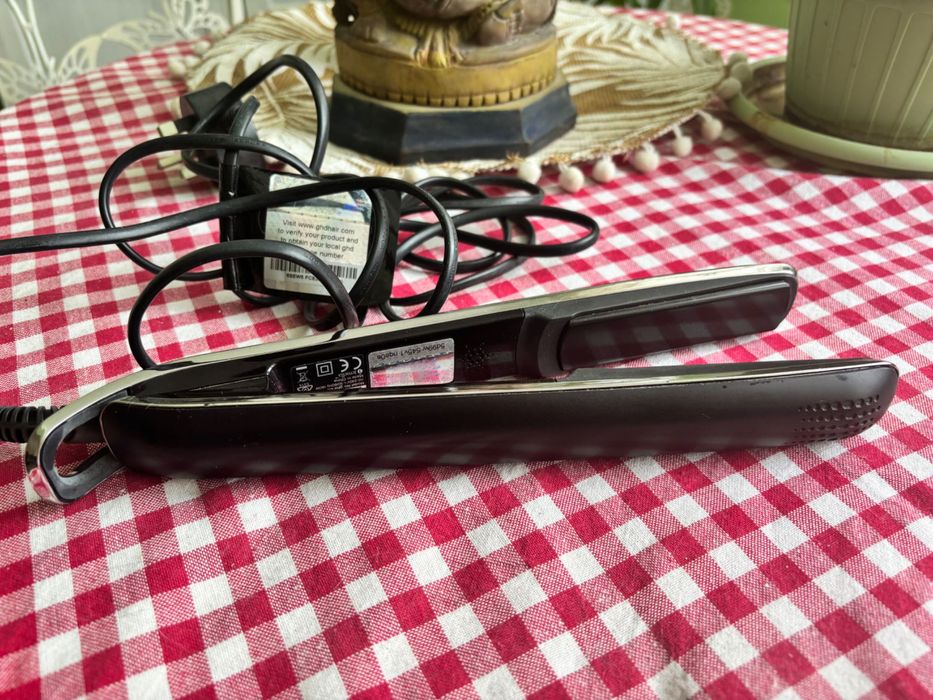 GHD-Hair Straightener
