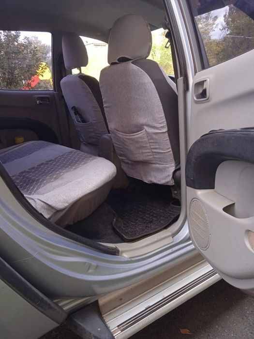 Митсубиси L200 пикап