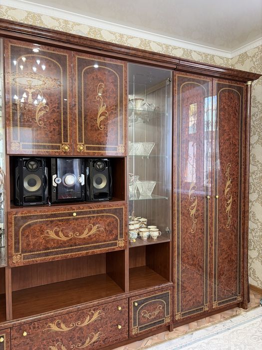Продам стенку Шатура