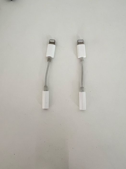 Адаптер 3,5мм жак към Lightning за İphone 2бр + 3,5мм жак