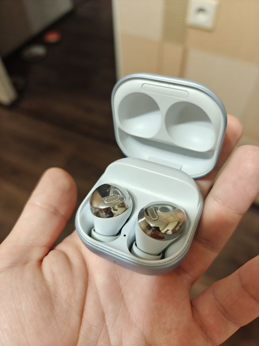 Беспроводные наушники Samsung Galaxy buds pro