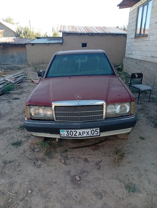 Продам Мерседес 190 на запчасти