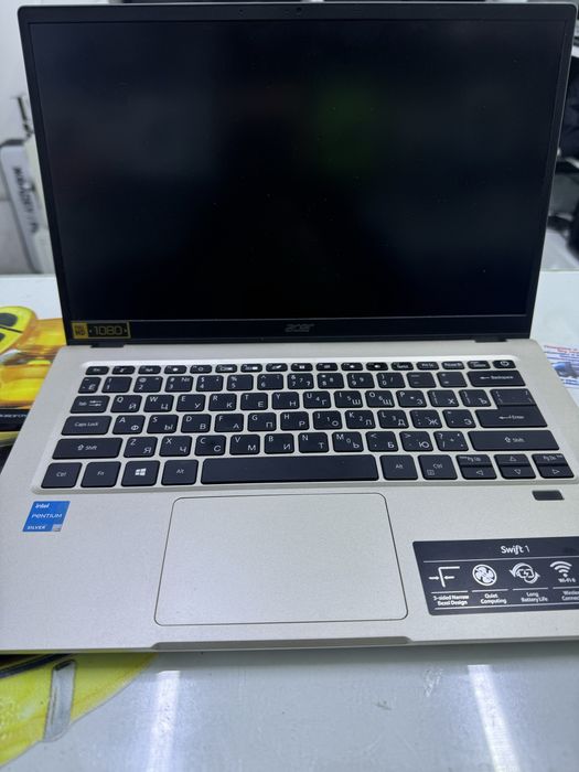 Ноутбук в отличном состояние очень удобный