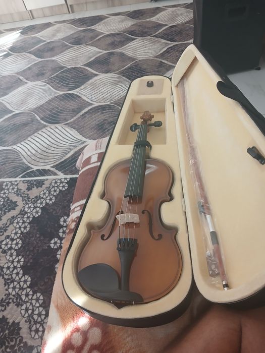 Vand vioara noua nefolosita marime 4/4