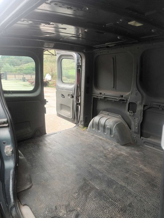Opel Vivaro 2011