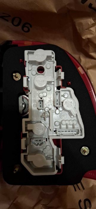 Stop stanga VW Passat B5.5 W8