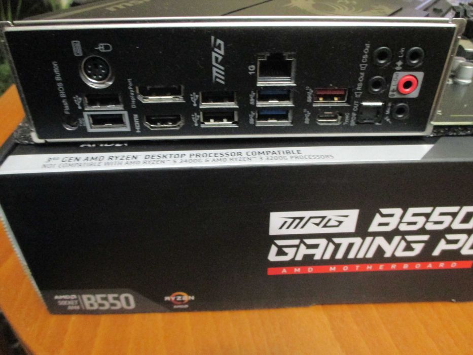 Дънна платка MSI MPG B550 GAMING PLUS, сокет АМ4