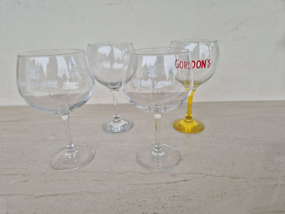 Нови чаши за джин и коктейли- 5 броя.