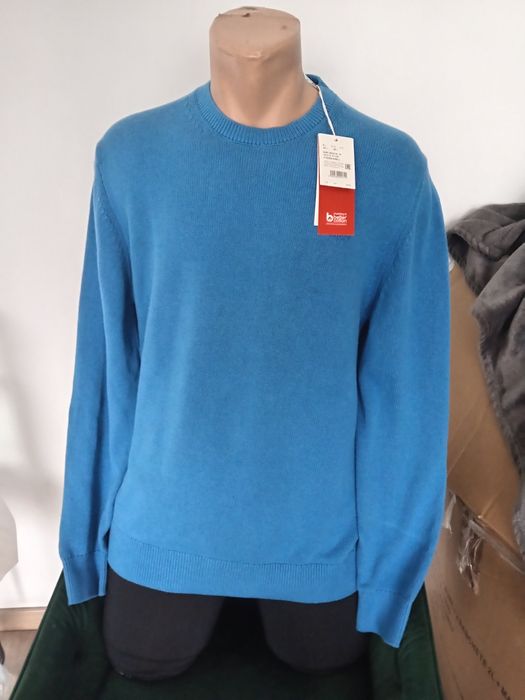 Vând bluza pt bărbați