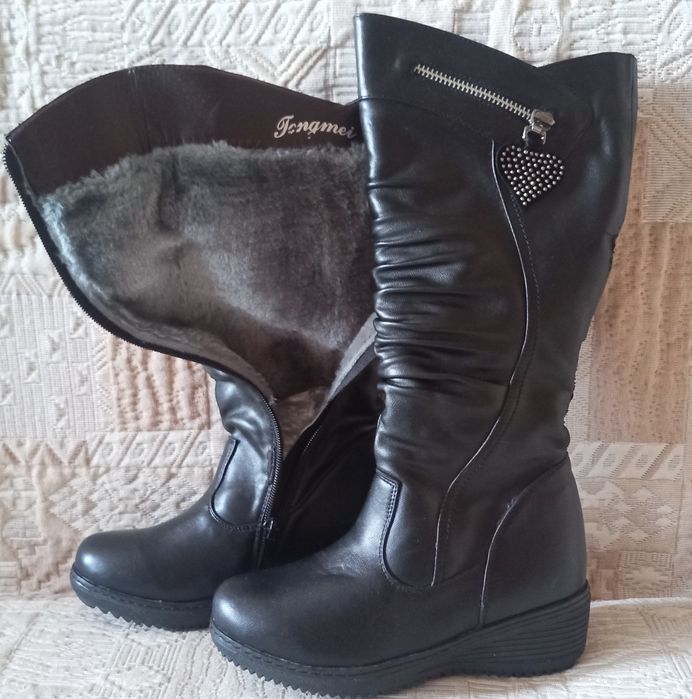 Новые сапожки (32 -33 размеры)