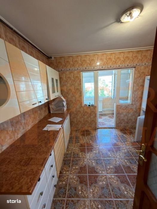 Apartament 3 camere de vanzare | Casa de Cultura | Decomandat — fotografia 3