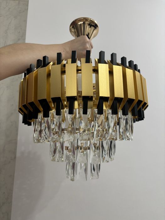 Люстра для спальни