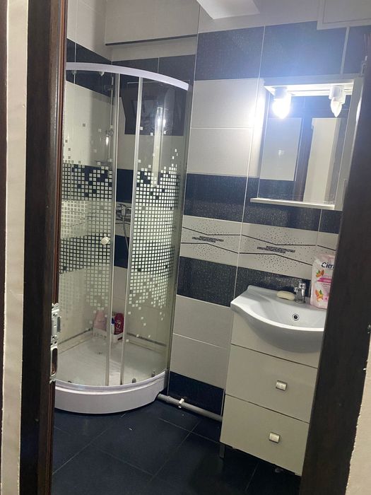 de inchiriat apartament cu 2 camere