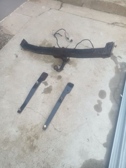 Теглич за Рено Сценик 2