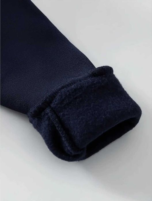 Комлект суичър и долнище за момче six seven ръст 130см.