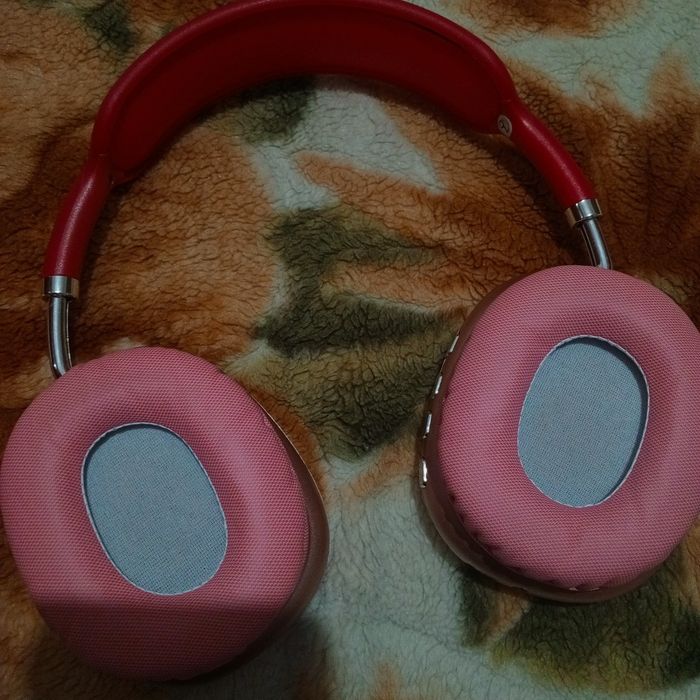 Наушники P9 красные Новые