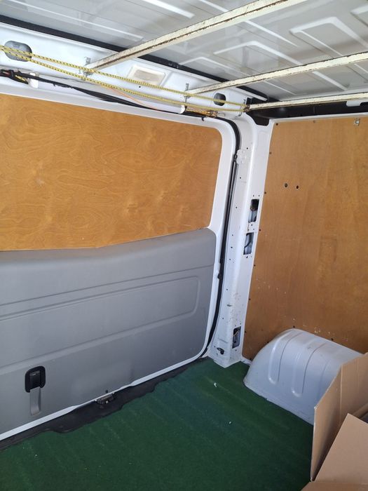 Opel  Vivaro ,autoutilitara
