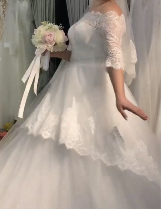 Свадебное платье