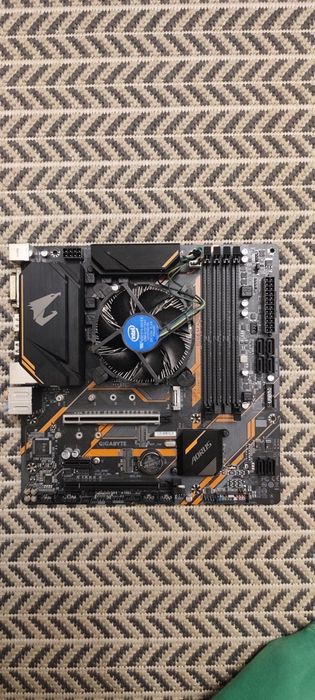 I5 8600 + gigabyte b360 m aorus pro