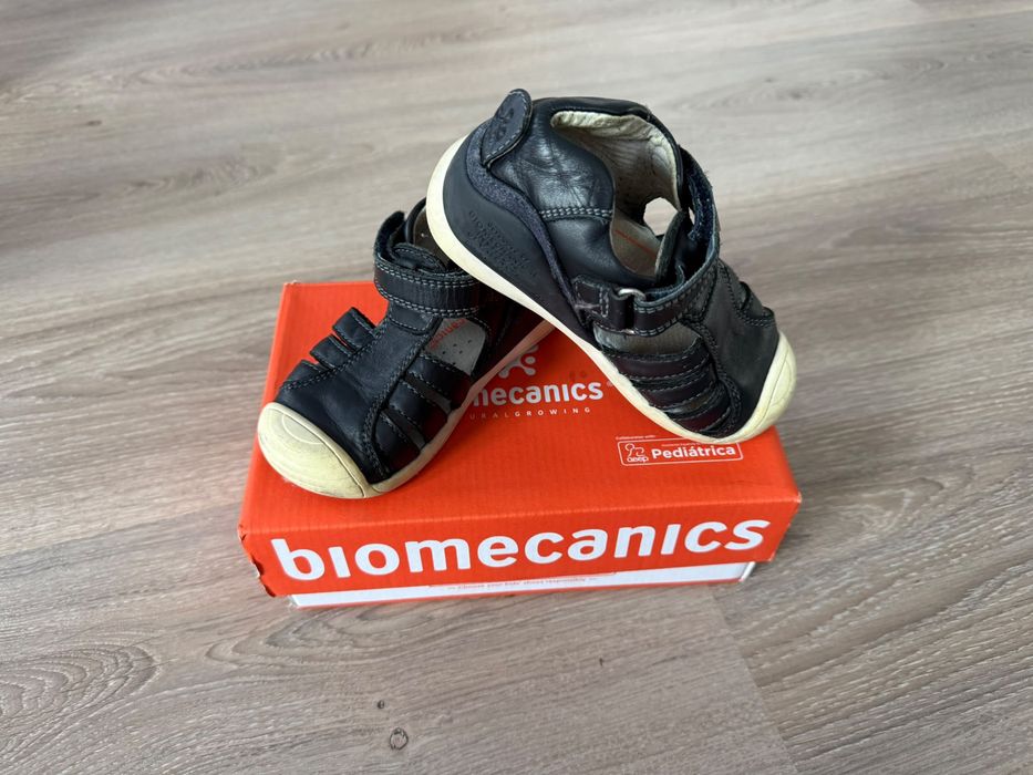 Sandale Biomecanics, nr 24
