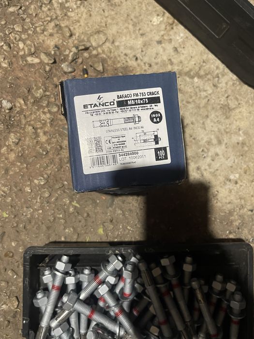 Conexpand m12 60 buc,8 lei buc