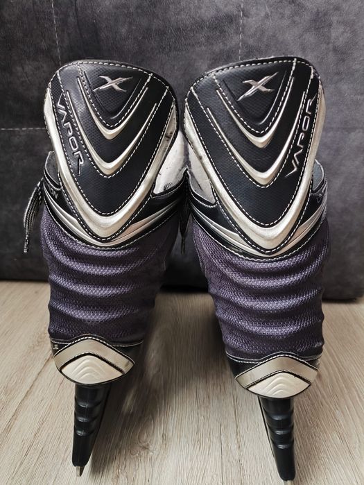 Продам коньки Bauer Vapor X60 LE