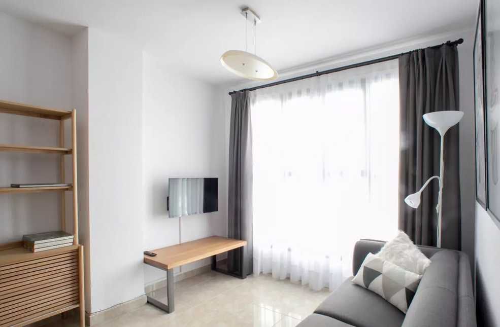 Inchiriez apartament 2 camere COSMOPOLIS