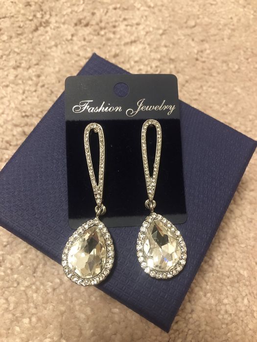 Нови дамски обеци/различни видове