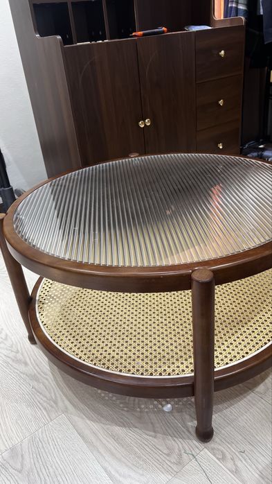 Журнальный столик