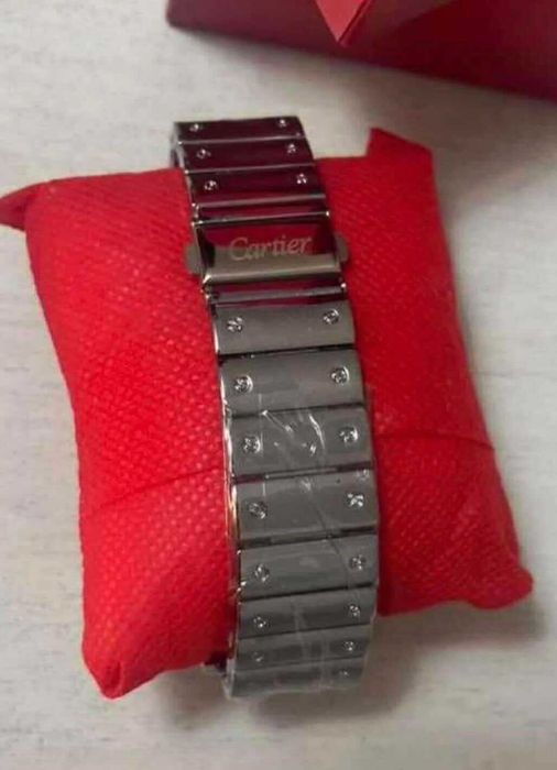Ceas barbatesc nou Cartier