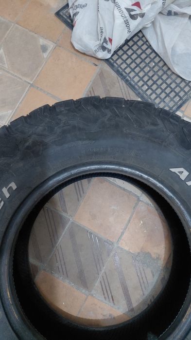 Продам 1 шину размер 265×70 R16
