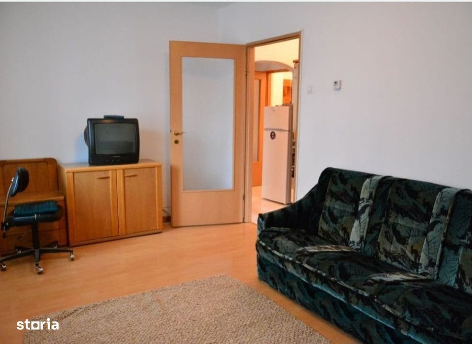 2 camere decomandat Pacurari et 1  mobilat si utilat Cod:163407