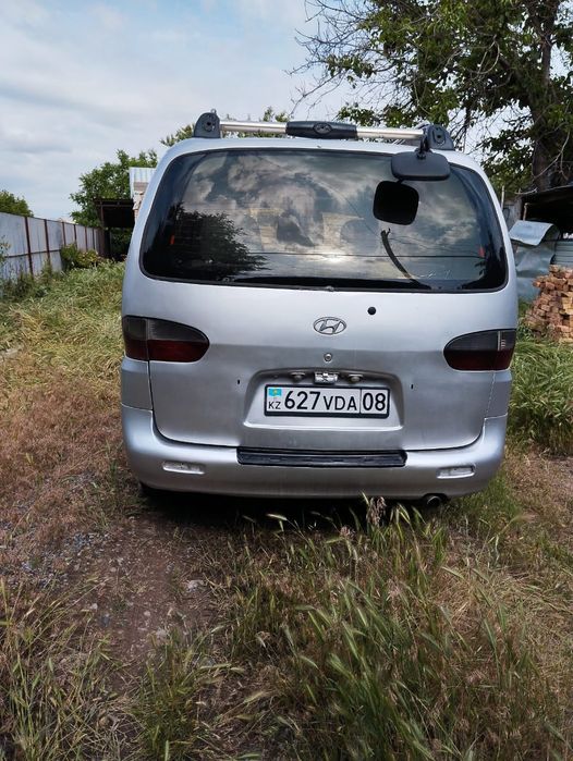 Срочно продаю Hynday stariks