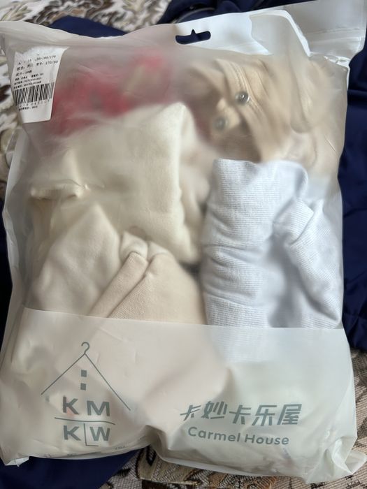 Продам детский комбинезон 74р