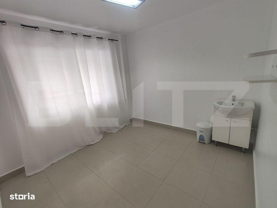 Spatiu comercial/ salon, 66.11 mp, zona Burdujeni