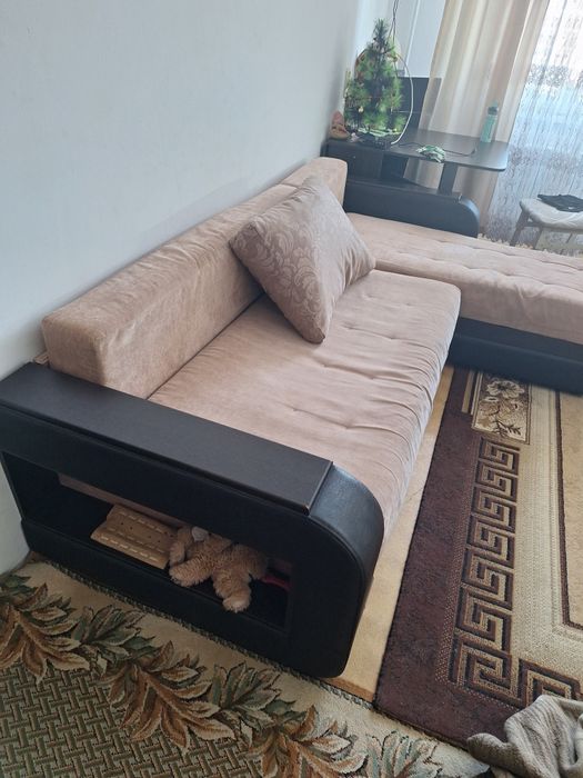 Продам диван срочно