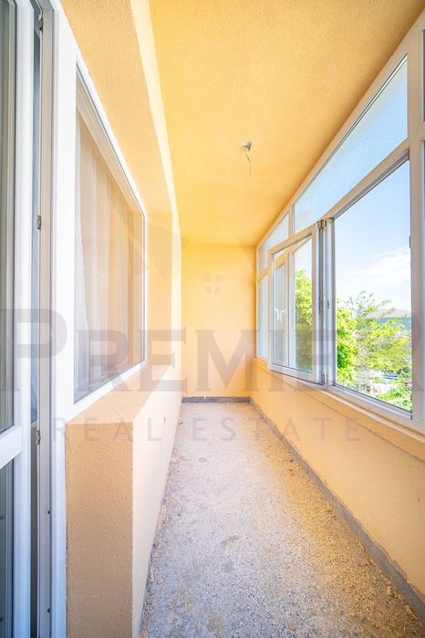 Къща в гр. Варна, кв. Виница, ул. Кастрица