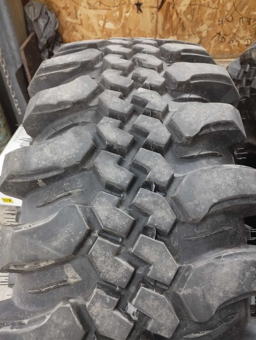 Гуми CST 38/12.5/15