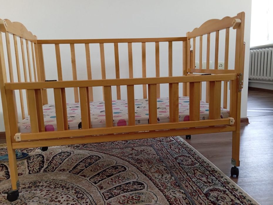 Продам детский манеж