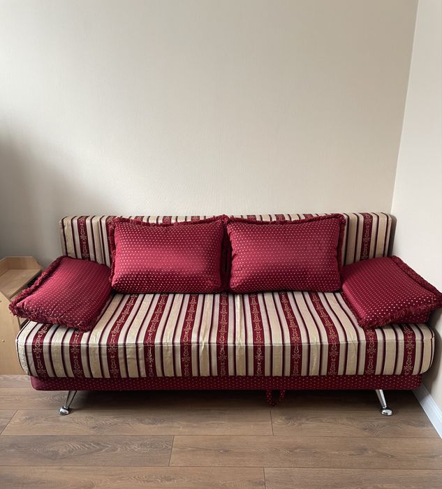 Тахта 140×200 см — чистая, после химчистки