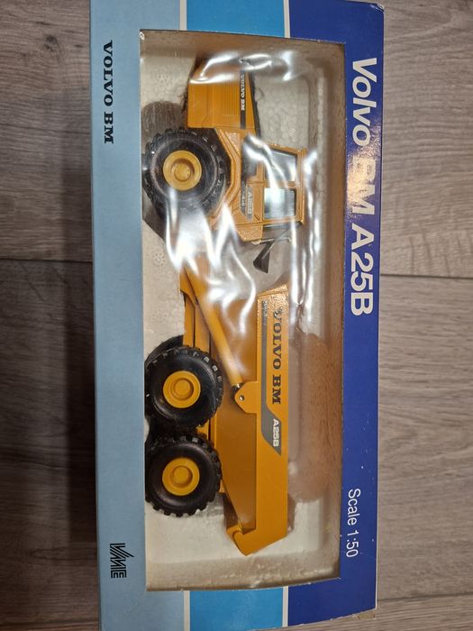 Macheta Volvo BM A25B