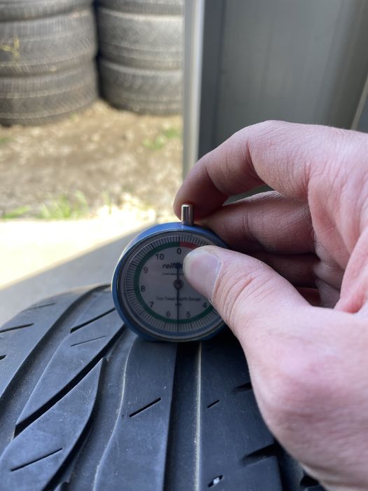 195/50/15 BRIDGESTONE 2бр. 5.5мм