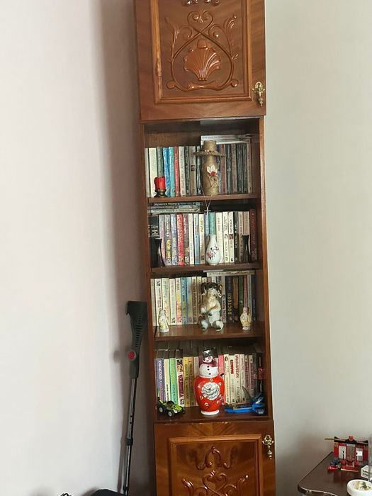 Bibliotecă sufragerie clasică