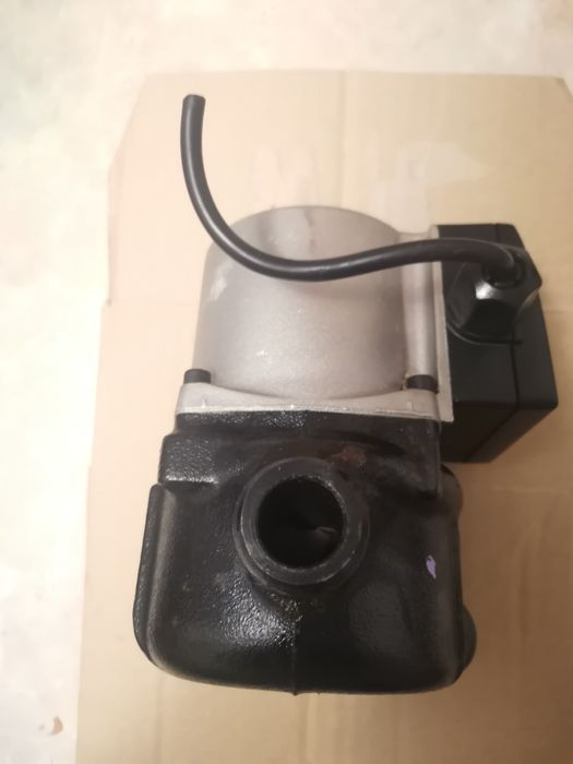 Pompa recirculare centrala immergas