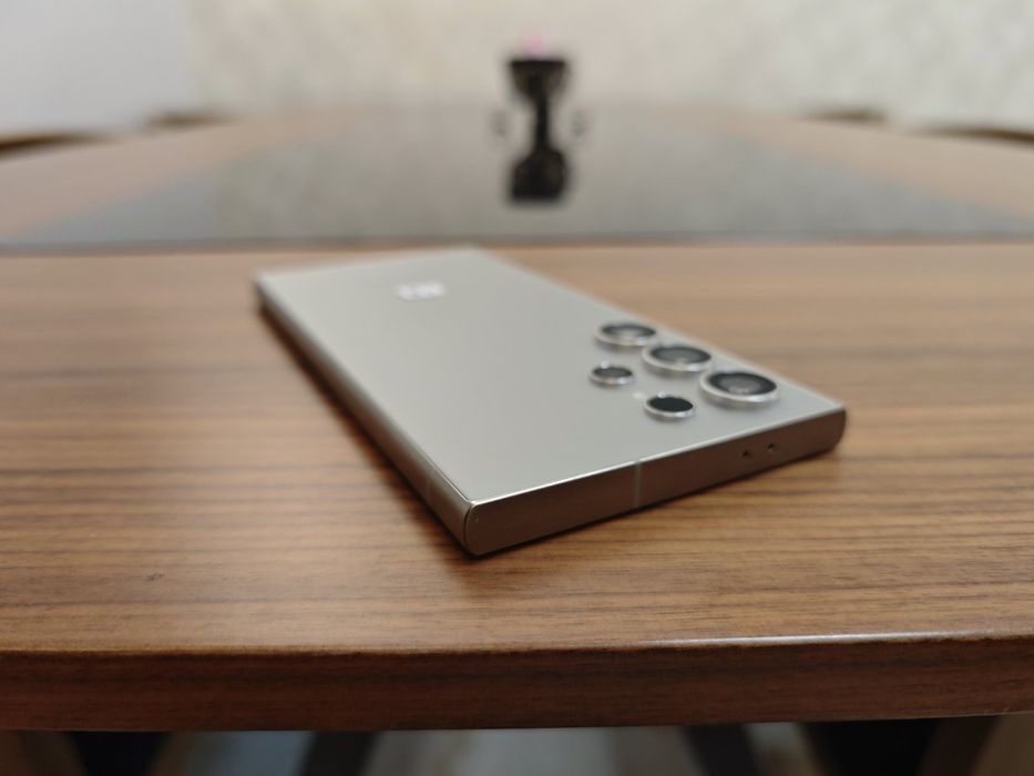 Samsung S24 Ultra - 512gb + Гаранция - Titanium gray