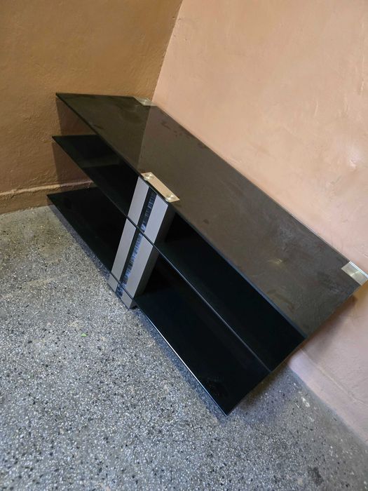 Стъклена ТВ маса