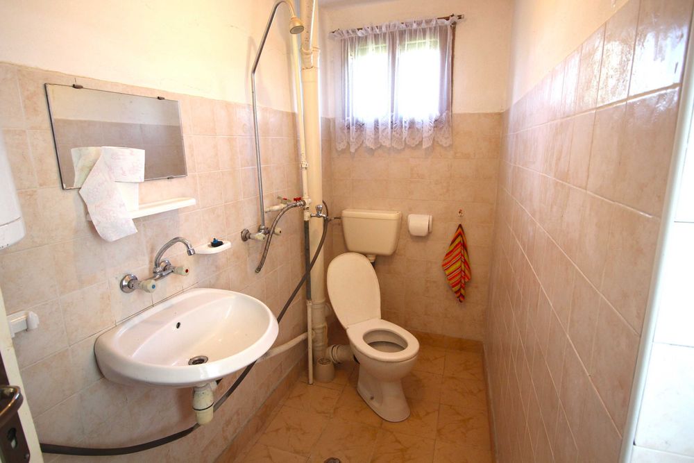 Продава се Къща в с. Гъбене, Област Габрово - 210 кв.м за 389 €/кв.м - Снимка #14