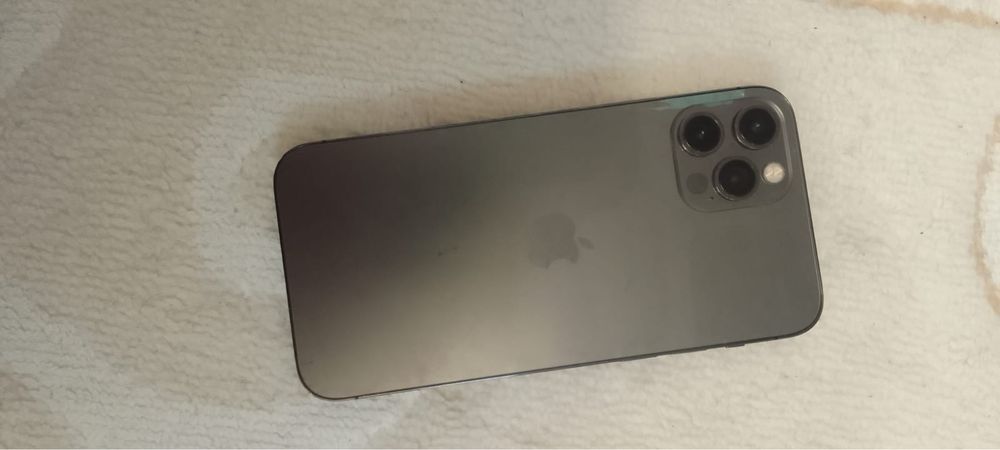 Продам iphone 12 pro