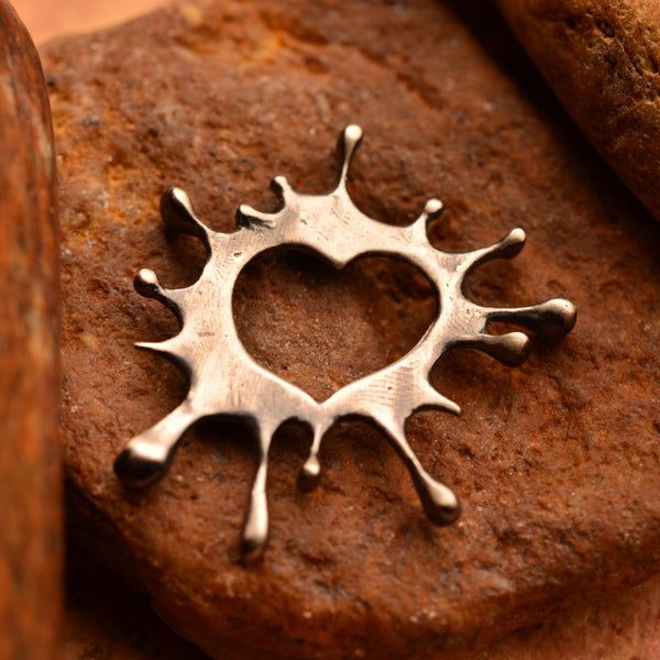 Сребърен медальон 925 „Сърце-пръски" – талисман на творческата енергия